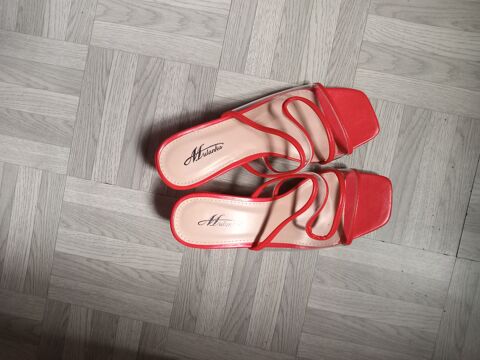 Chaussure  25 Clichy (92)