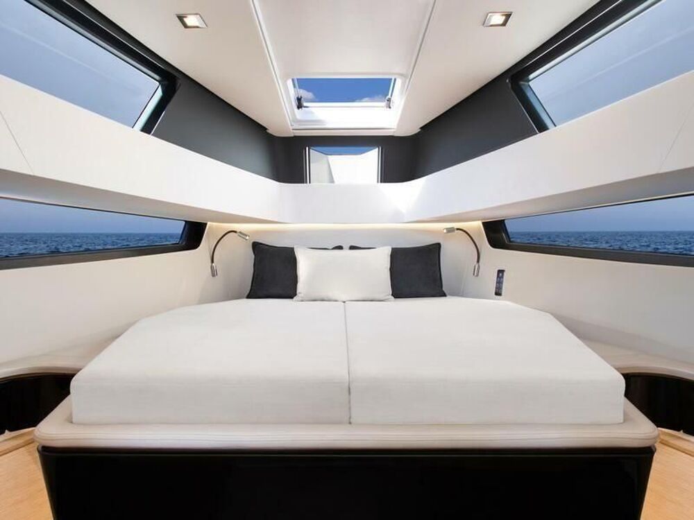 Vedette - Yacht - Offshore 2021 occasion 83990 Saint-Tropez
