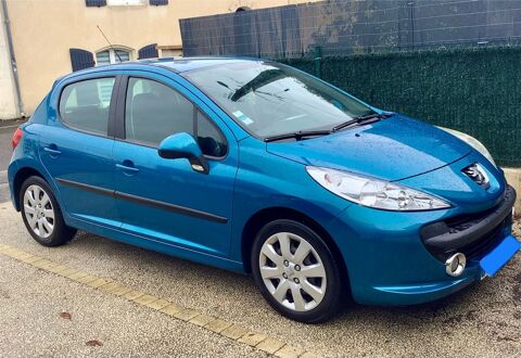 Peugeot 207 1.6 HDi 16v 90ch Exécutive