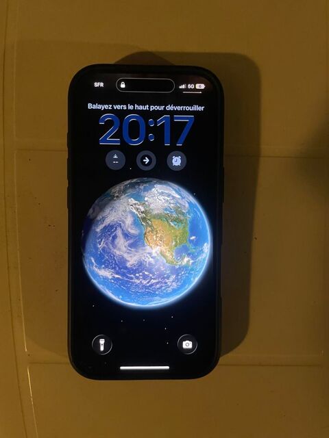 iPhone 17 pro bleu intense Grimaud (83)