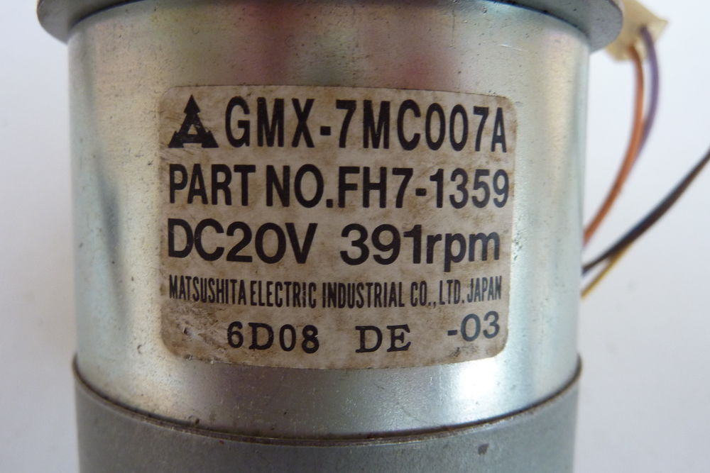 Motor&eacute;ducteur MATSUSHITA 20 V 390 RPM Bricolage