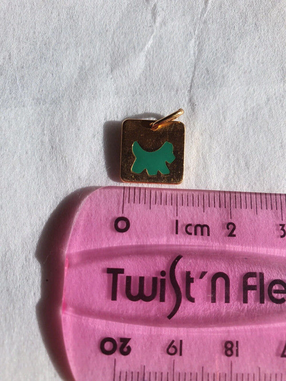 Pendentif enfant - chien Bijoux et montres