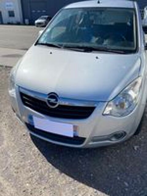 Annonce voiture Opel Agila 4600 
