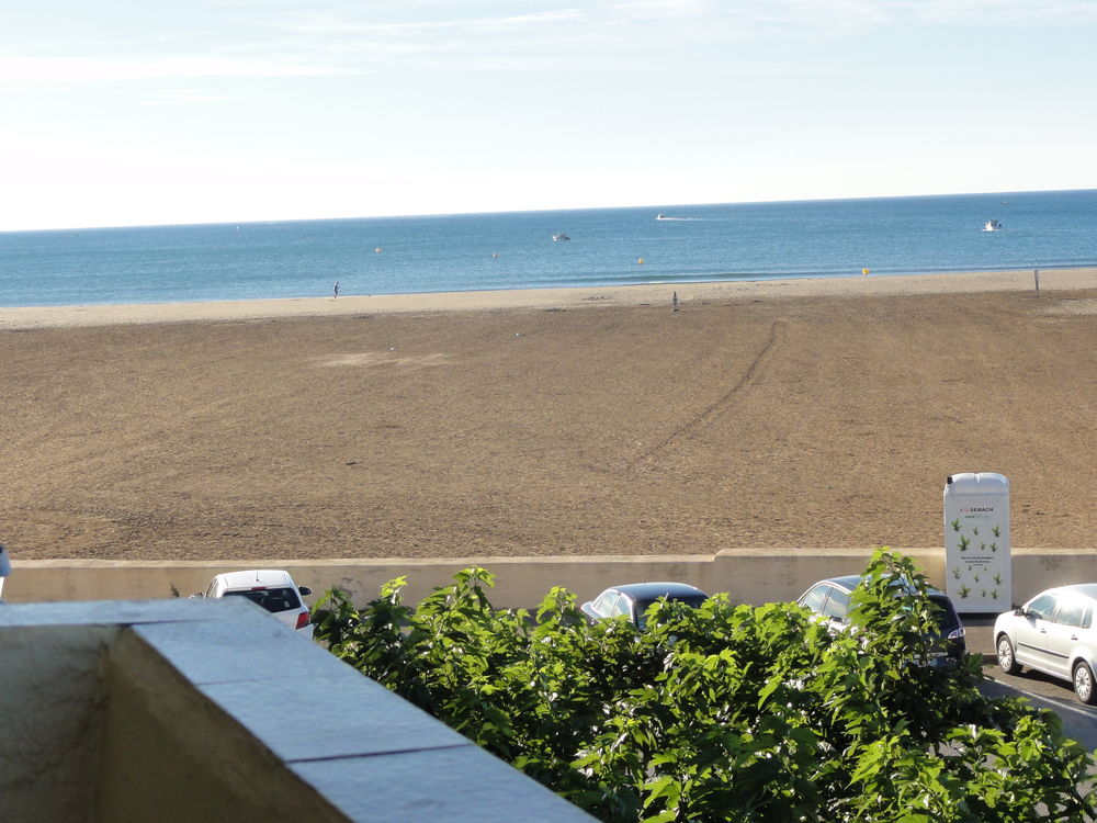   ,St Pierre la mer (11 Appartement T3  , bord de plage +parkg Languedoc-Roussillon, St Pierre la Mer (11560)