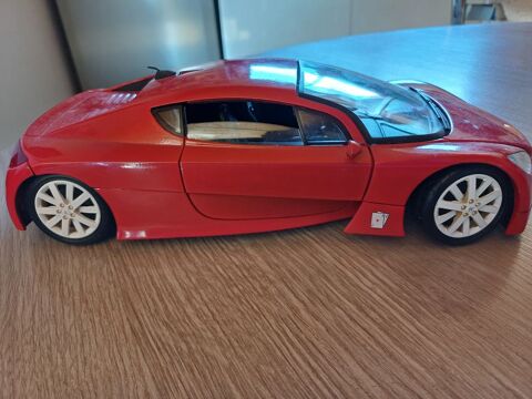 Peugeot RC marque Solido 1/18eme en metal 15 Castel-Sarrazin (40)