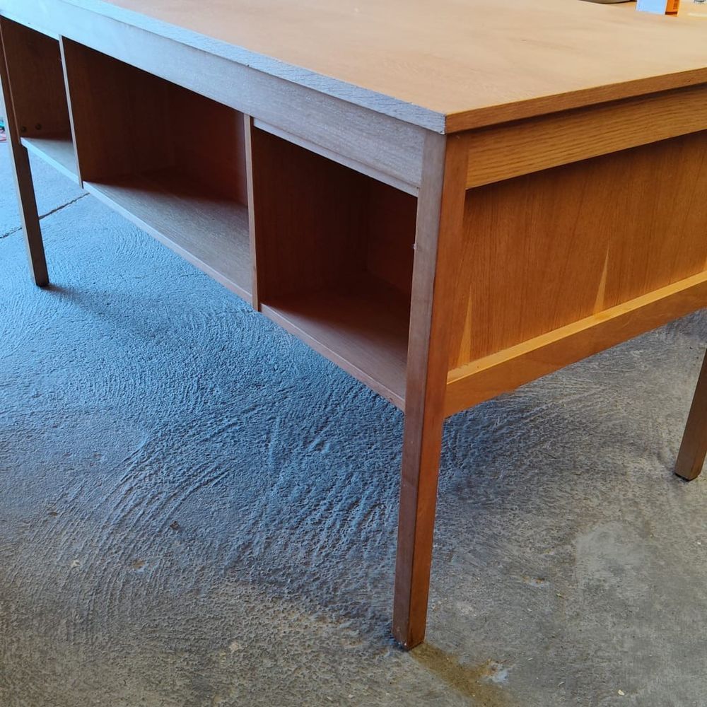 Bureau Scandinave en Ch&ecirc;ne Double Face, Su&egrave;de Meubles