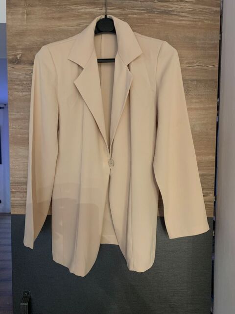 Veste manches longues femme     Lafayette Collec 12 Saleilles (66)