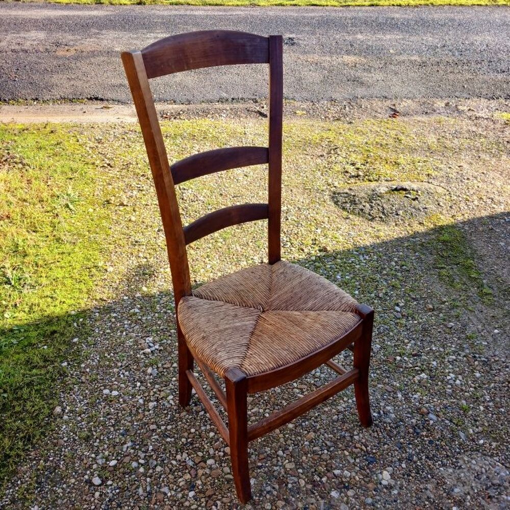chaise ancienne d'allaitement 