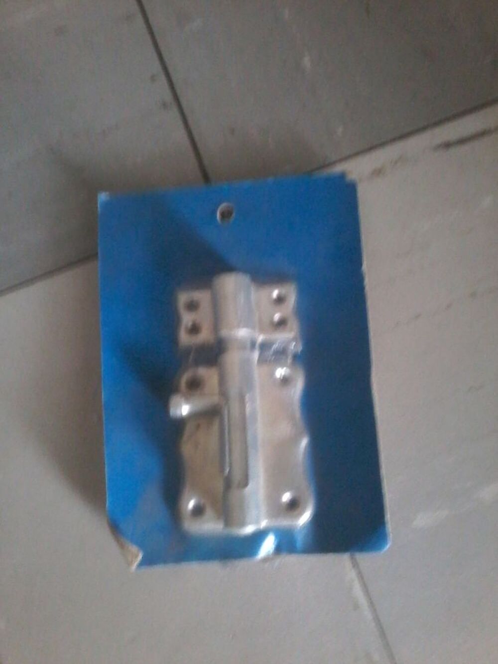 Cadenas haut de porte neuf Bricolage
