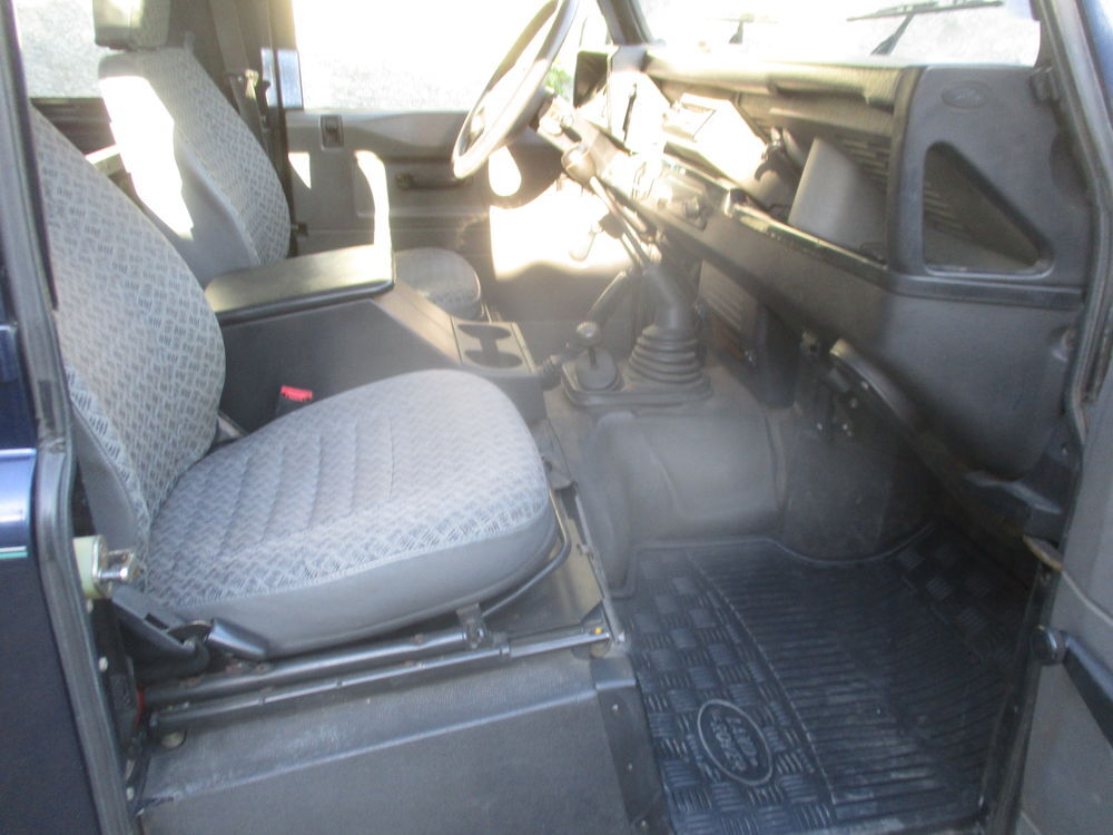 Defender 90 Td5 County Highlander 2001 occasion 34500 B&eacute;ziers