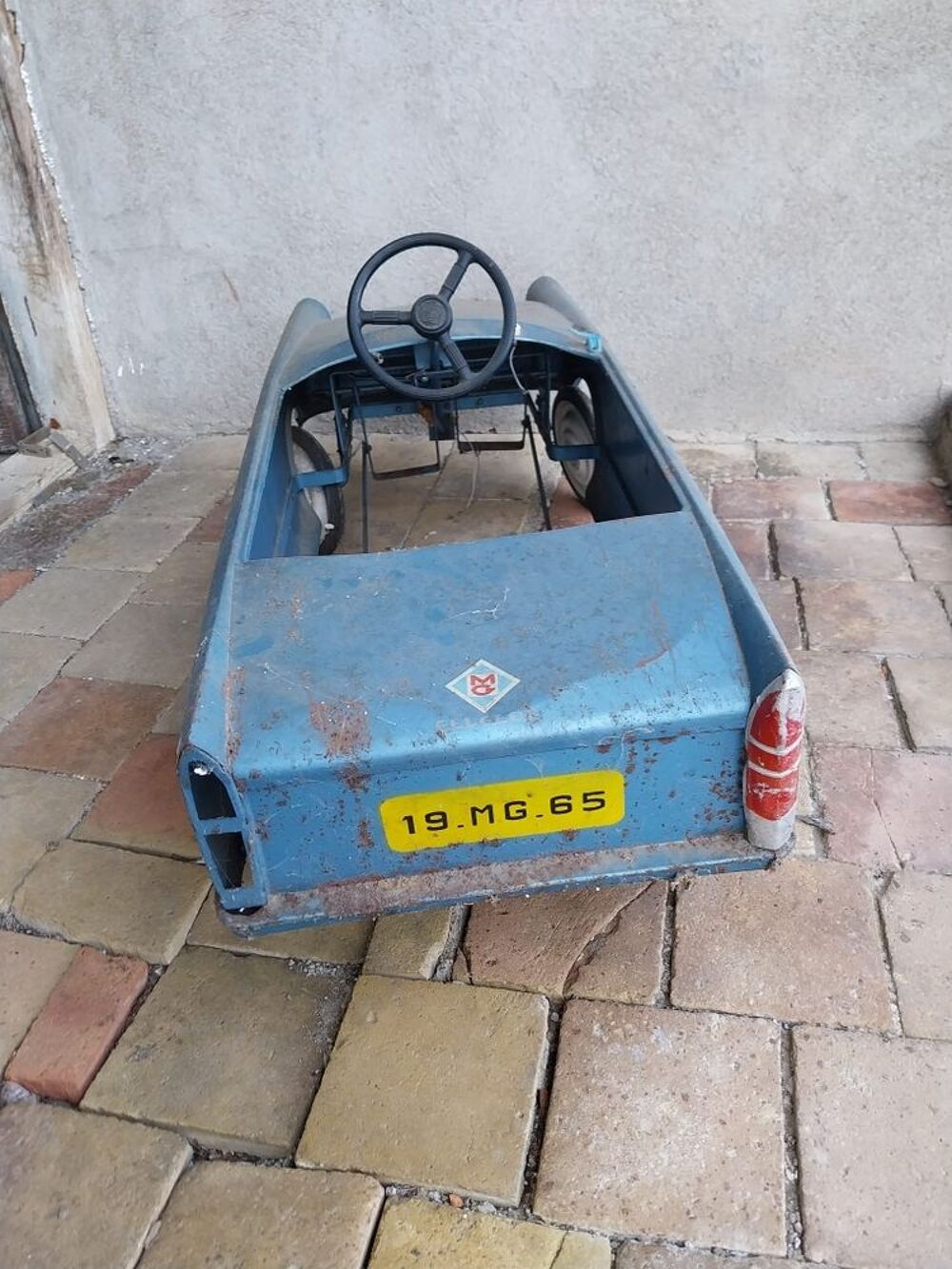 Voiture &agrave; p&eacute;dale 404 PEUGEOT 