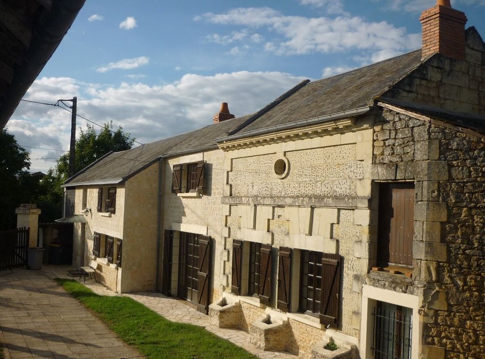   GITE/MAISON de CAMPAGNE 22 personnes 4 km  Center Parcs  Poitou-Charentes, Saint-Léger-de-Montbrillais (86120)