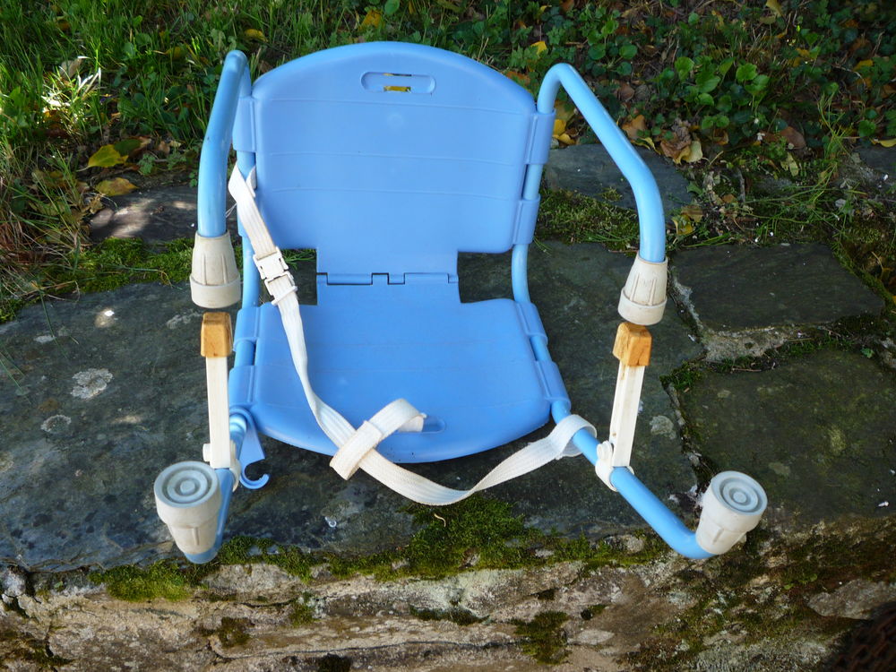 Si&egrave;ge b&eacute;b&eacute; de table Puériculture