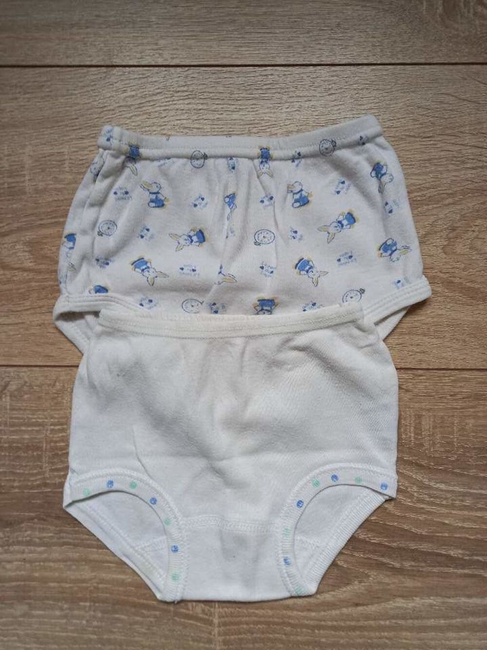 Lot de 2 culottes 12 mois Vêtements enfants