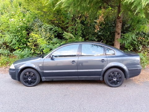 Annonce voiture Volkswagen Passat 2590 