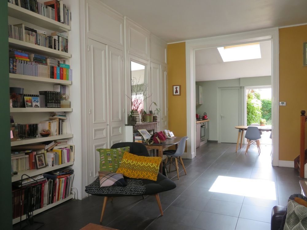 Vente Maison Charmante maison avec une mitoyenneté, terrasse sud, jardin et double garage Ronchin
