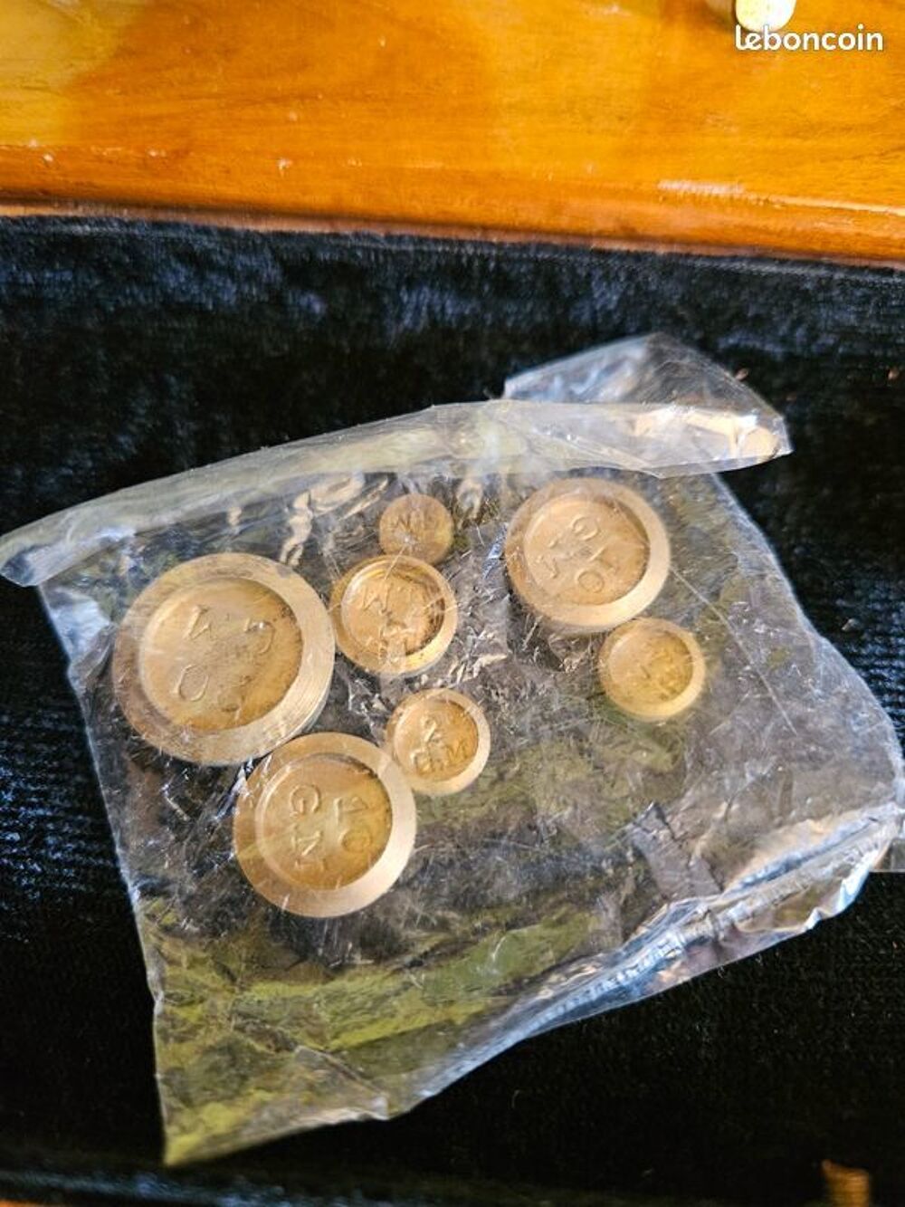 Petite balance de pr&eacute;cision, vintage pour peser m&eacute;taux pr&eacute;ci 