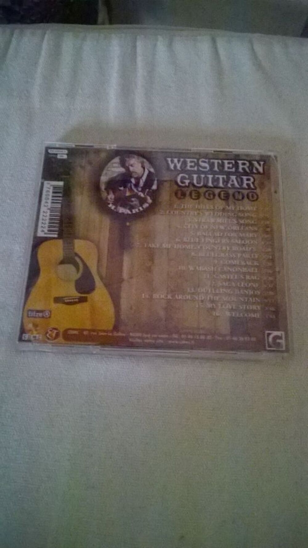 CD Western Guitar Legend 
2009
Excellent etat
The Hills O CD et vinyles