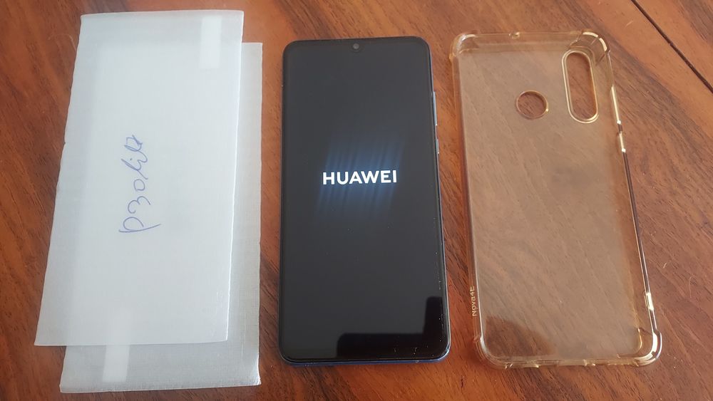 Smartphone Huawei. Téléphones et tablettes
