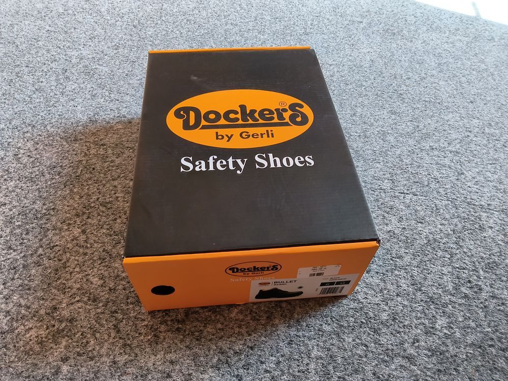 Chaussures de securit&eacute; pro DOCKERS Chaussures