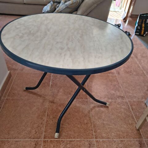 Table et chaises 50 Chabris (36)