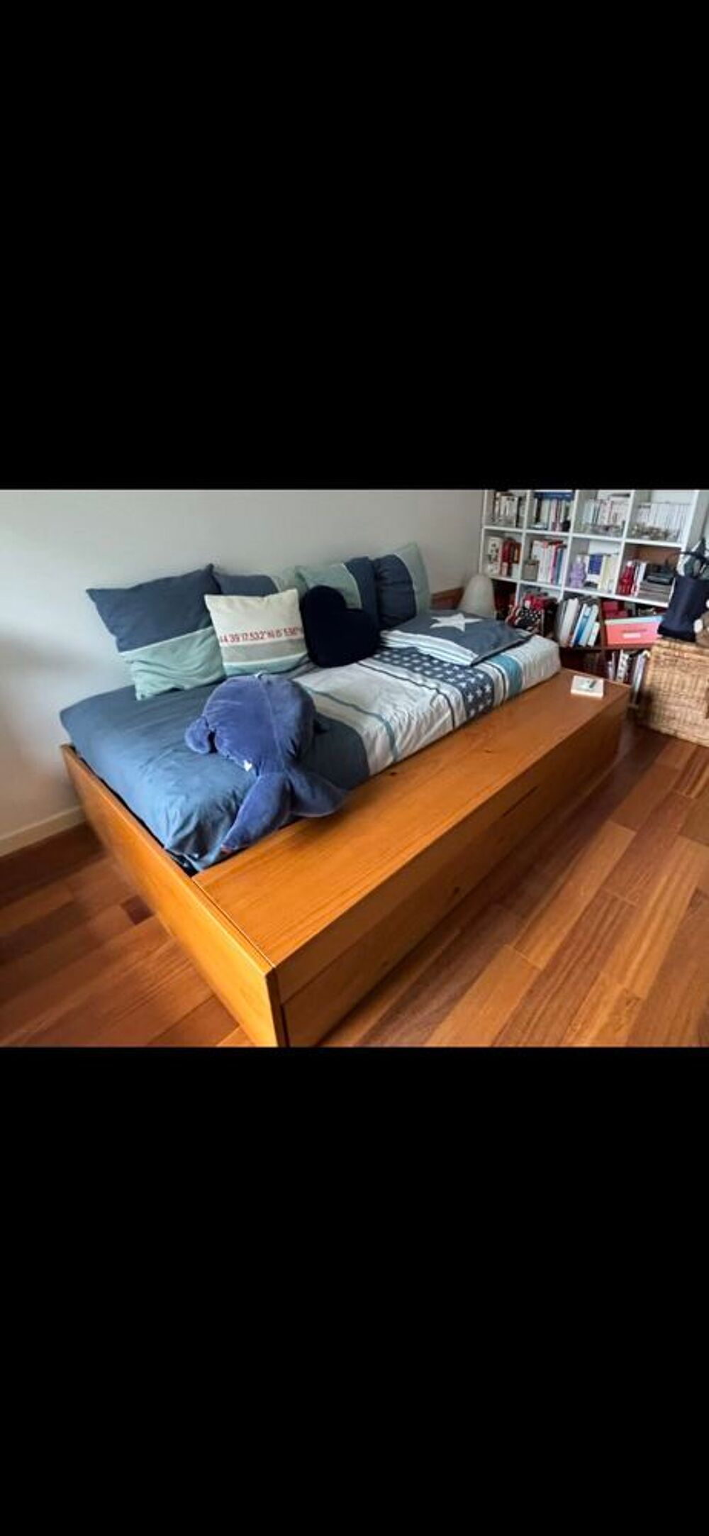 Lit Design en bois La Redoute Int&eacute;rieur avec petite marche (sommier 1 place + tiroir de rangement sous le lit) Meubles