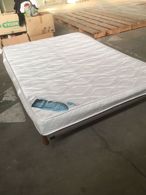 Sommier � lattes  / matelas / 140cm x 190cm 165 Castres (81)