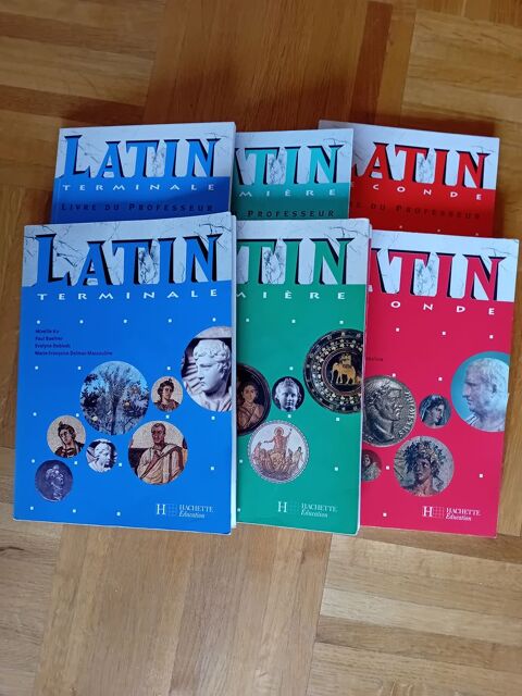 Manuels scolaires de latin 28 Nantes (44)