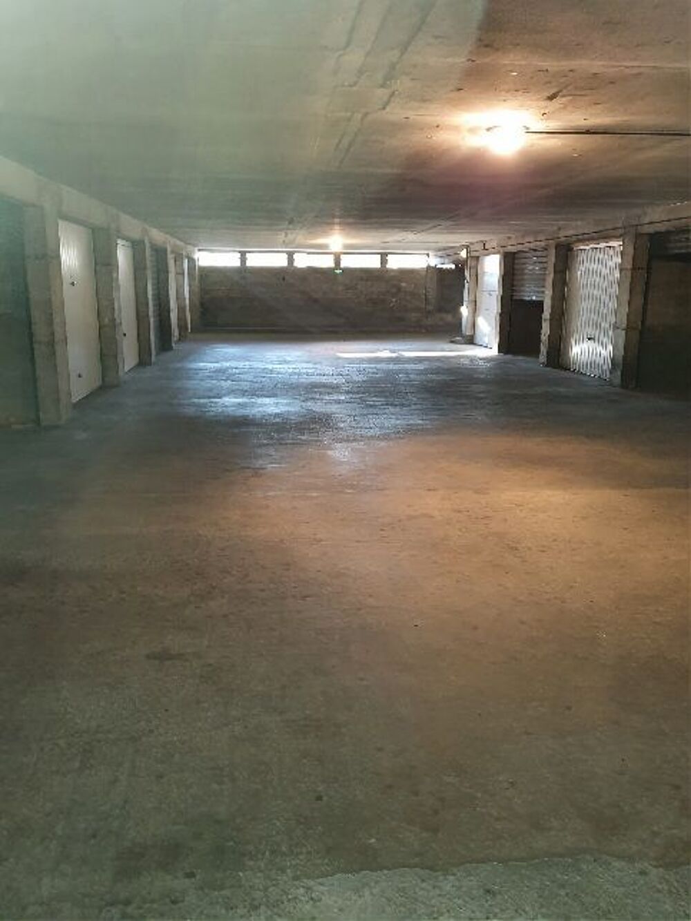 Location Parking/Garage Garage Box Garde-Meuble TROYES Gare SNCF Troyes