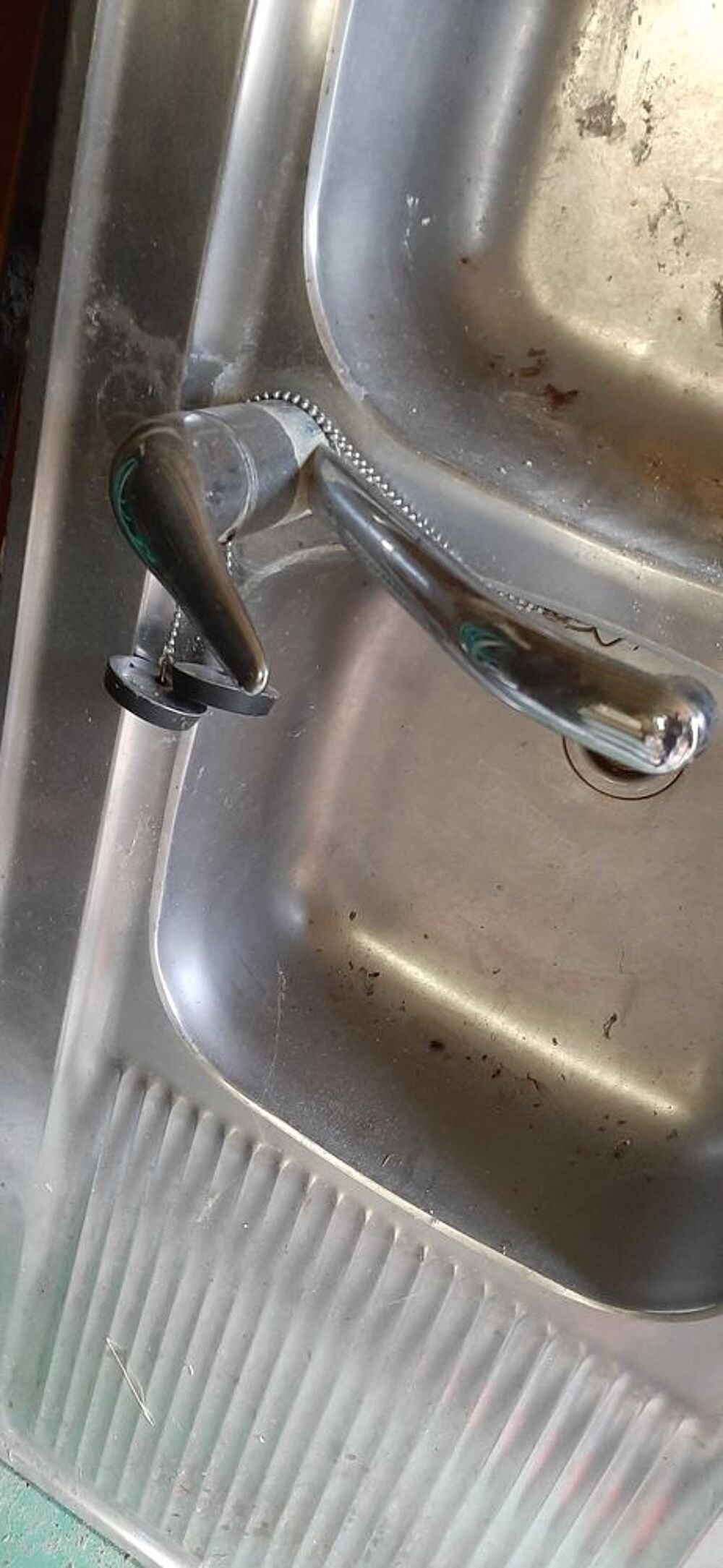 &eacute;vier cuisine inox Electroménager