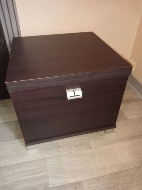 Table de nuit 20 Laval (53)