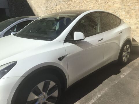 Tesla Model Y MODEL Y Standard RWD 2024 occasion Montrouge 92120