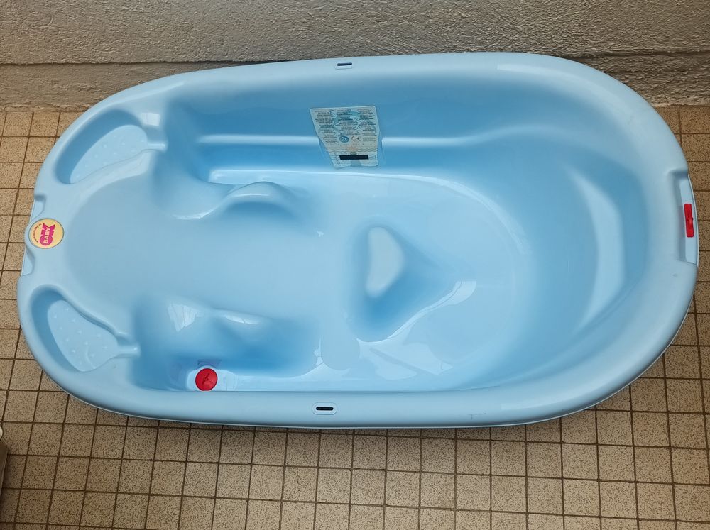 BAIGNOIRE POUR BEBE Puériculture