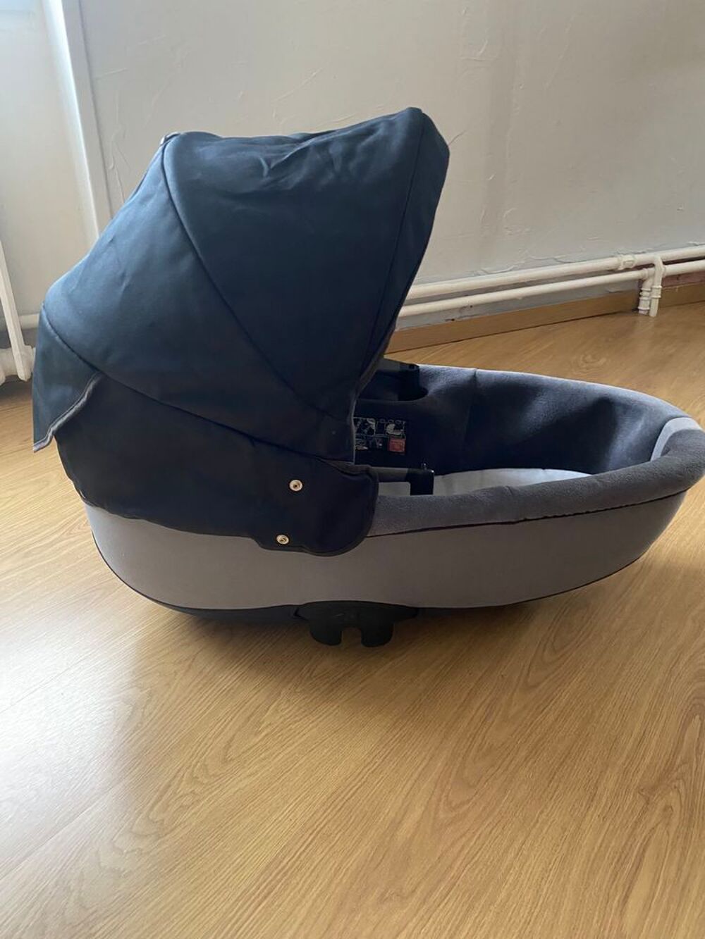 Landeau poussette Puriculture