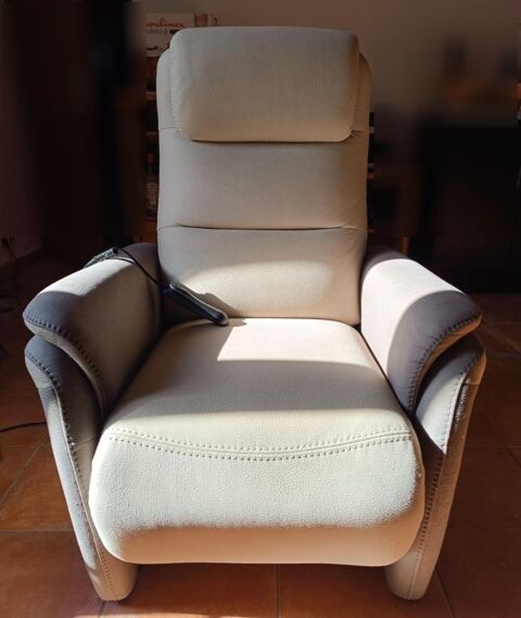 Fauteuil relaxation maxi confort Bultex 2 moteurs releveurs. 800 Cairanne (84)