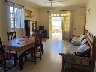  Maison à vendre 15 + pièces 470 m² Béjaïa, algérie