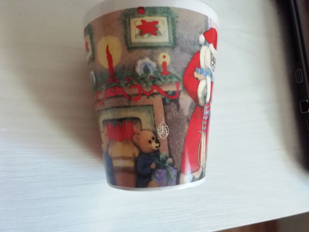 Tasse d&eacute;cor&eacute;e p&egrave;re No&euml;l neuve Cuisine