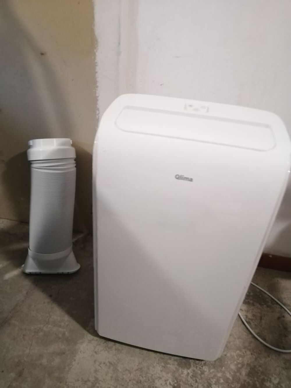 CLIM MOBILE QLIMA p522 avec accessoire Electroménager