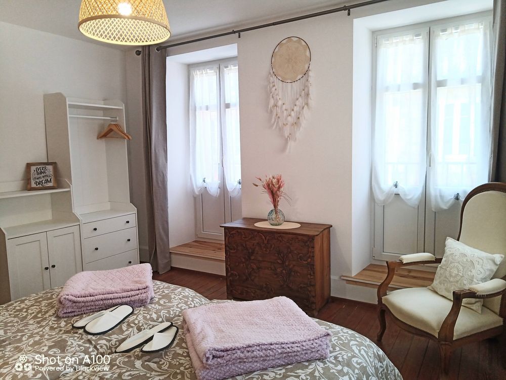   F2 avec terrasse centre ville luxeuil les bains Franche-Comté, Luxeuil-les-Bains (70300)