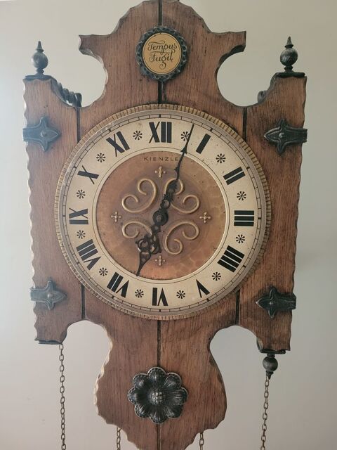 Horloge ancienne murale marque KIENZLE 40 Saint-Quentin (02)
