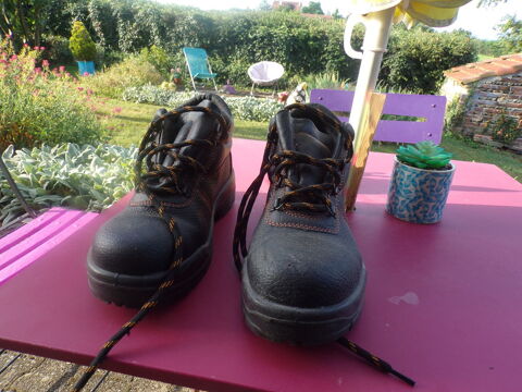 boots de s�curit� (H.F ) 25 Rivas (42)