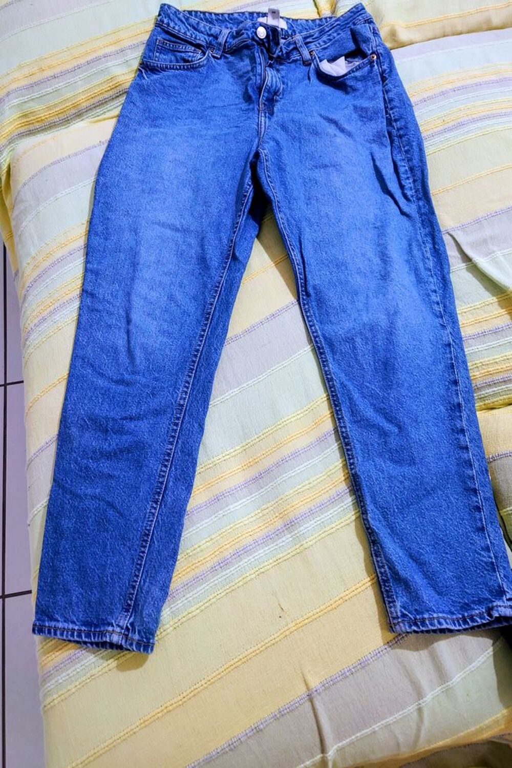 Pantalons taille haute neufs Vêtements