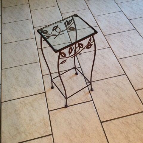 tabouret porte - fleurs 20 Gaillac (81)