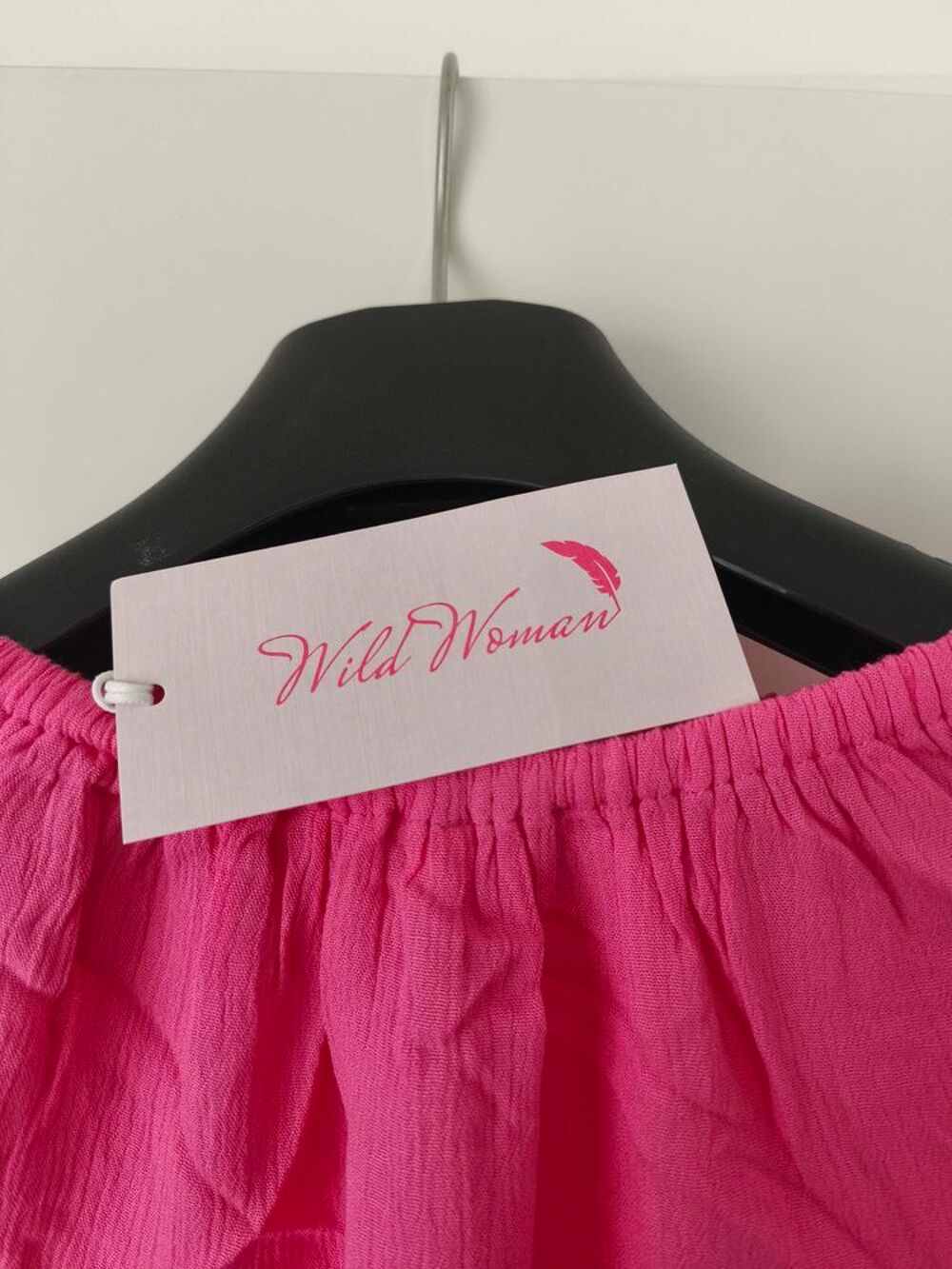 Lot de v&ecirc;tements neufs de diff&eacute;rentes tailles (Diesel, Jeans Cimarron, Wild Woman) Vêtements