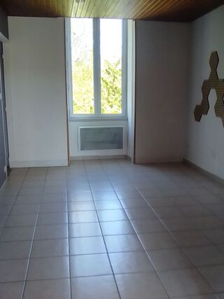  Appartement � louer 5 pi�ces 90 m�