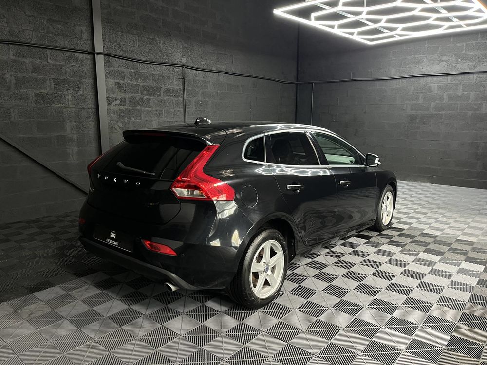 V40 II D3 150ch Start&Stop Summum 2014 occasion 33520 Bruges