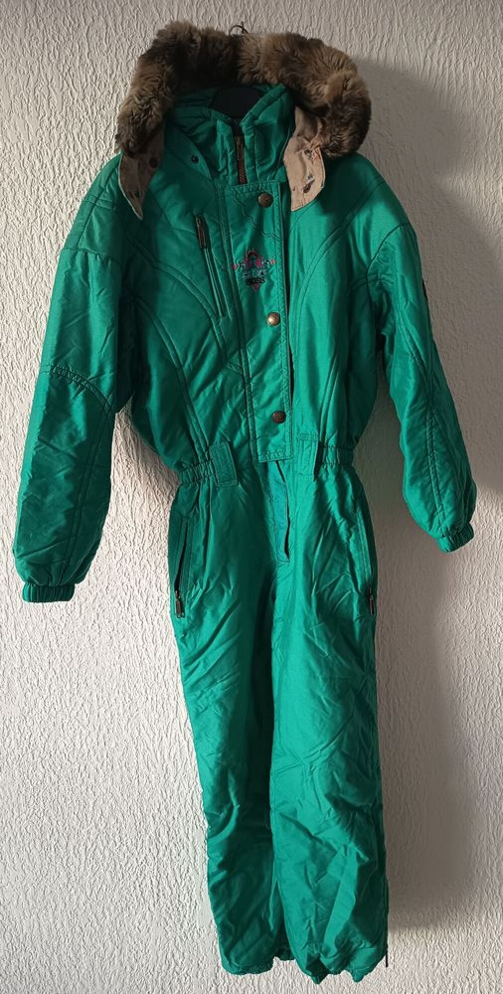 combinaison de ski ''skiss'' +bonnet +gants Vêtements