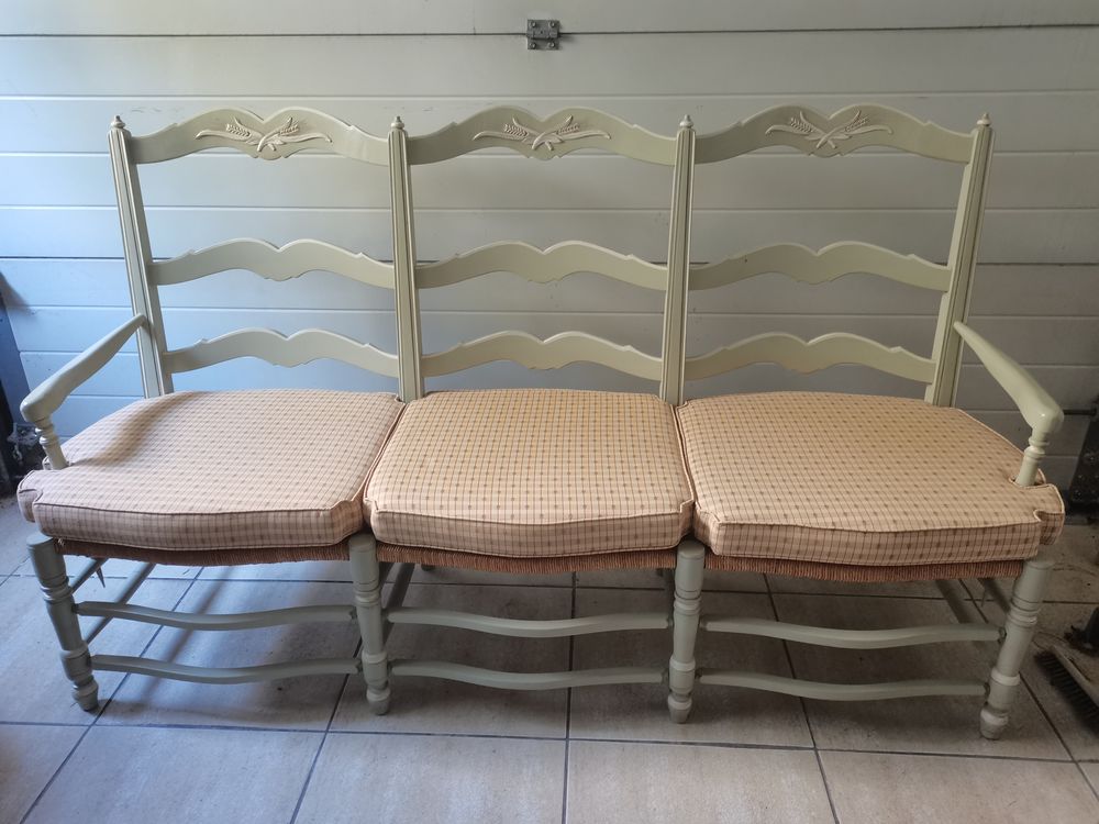 Paire de canap&eacute; typiquement proven&ccedil;aux.radassies Meubles