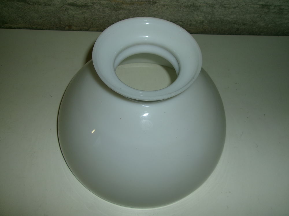 Abat-jour Cloche en Opaline Décoration