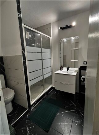  Appartement à louer 2 pièces 34 m² Lille
